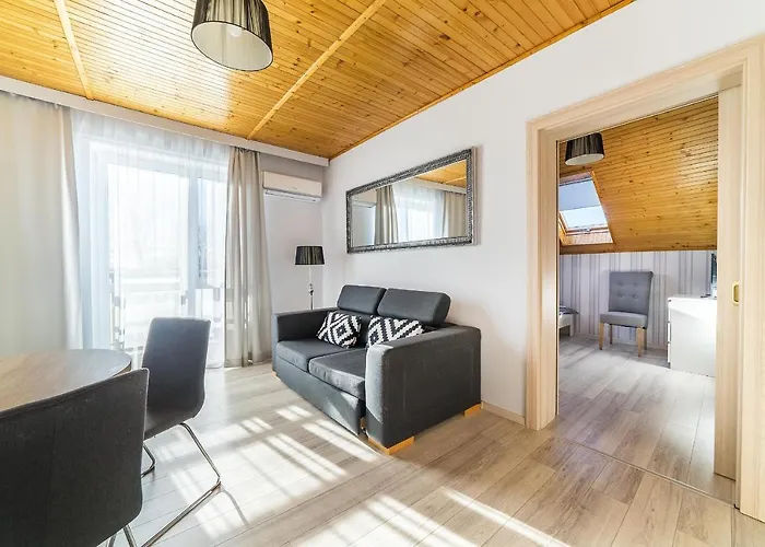 民宿 Groszek 亚斯塔尔尼亚