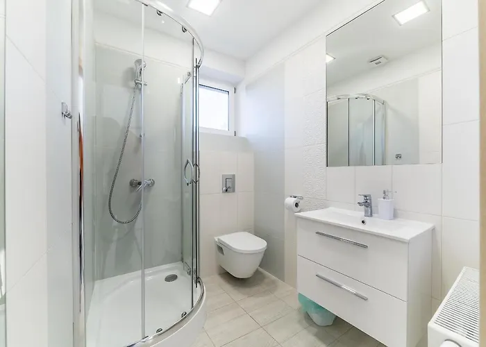 Groszek * 亚斯塔尔尼亚